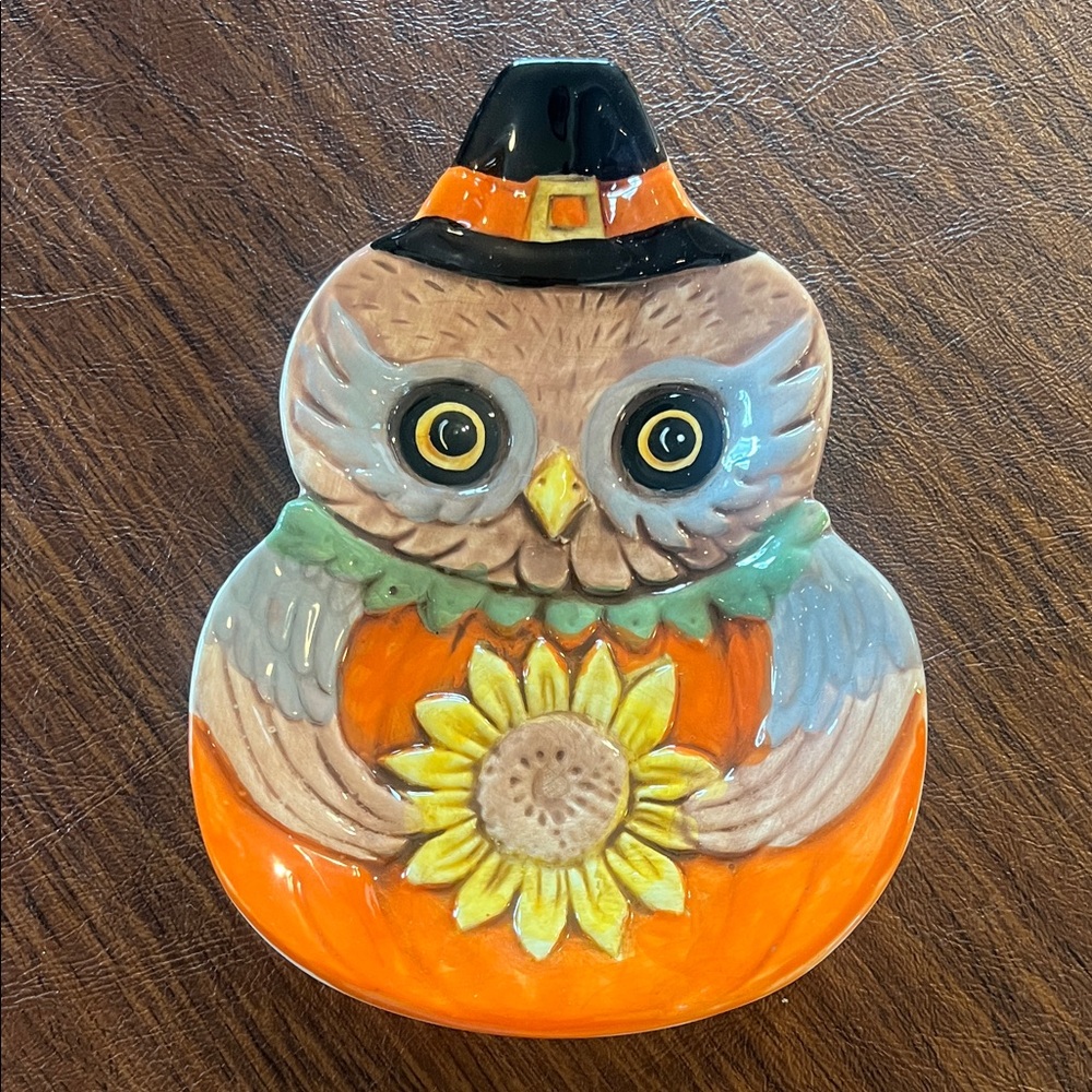 Johanna Parker Harvest Critter Pilgrim Owl Spoon Rest Plate